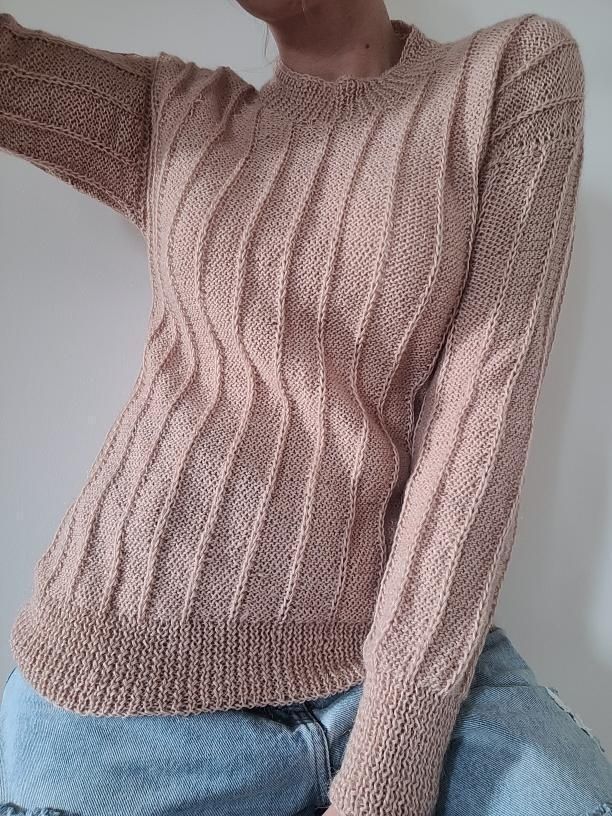 Wełniany sweter oversize nude 100% wełna handmade