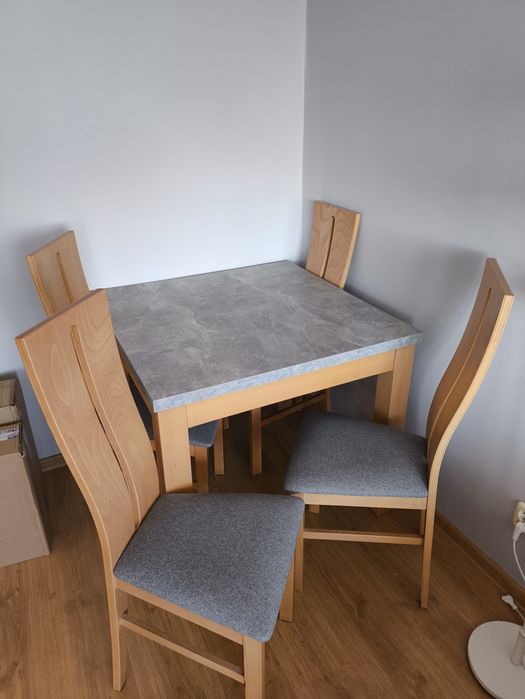 Stół rozkładany krzesła kolor buk szary