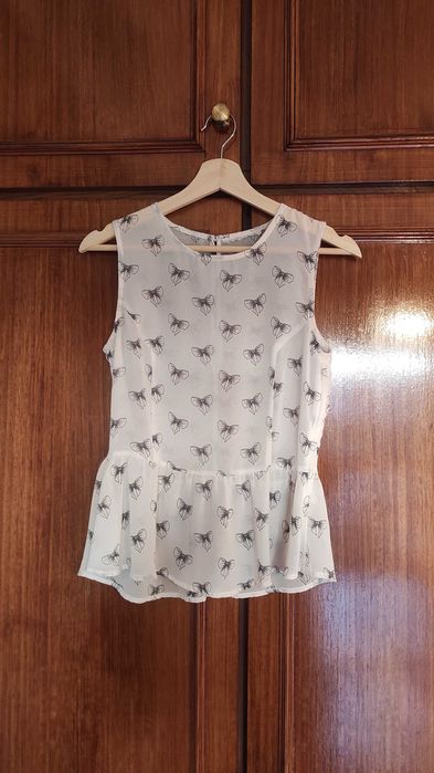 Blusa branca com transparência