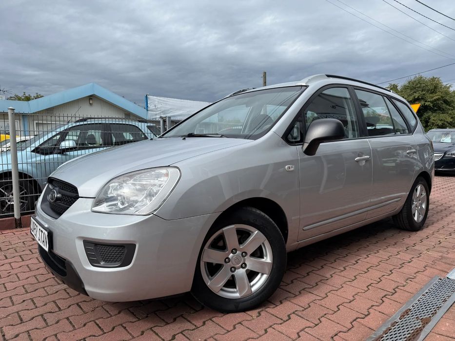 Kia Carens 2.0-16v Klimatyzacja z Niemiec 1wl pojemne auto polecamy