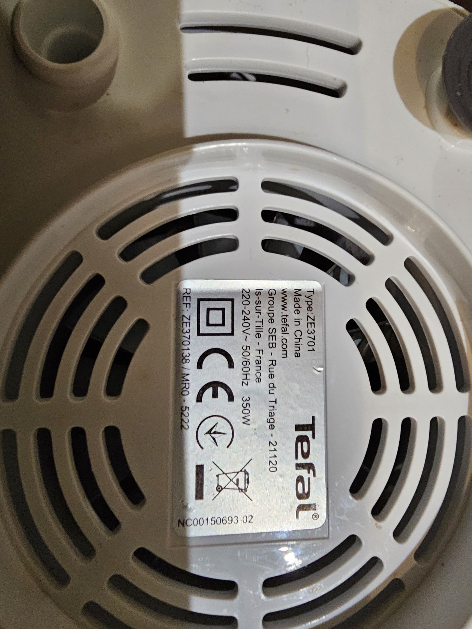 Соковыжималка Tefal ZE 3701 38