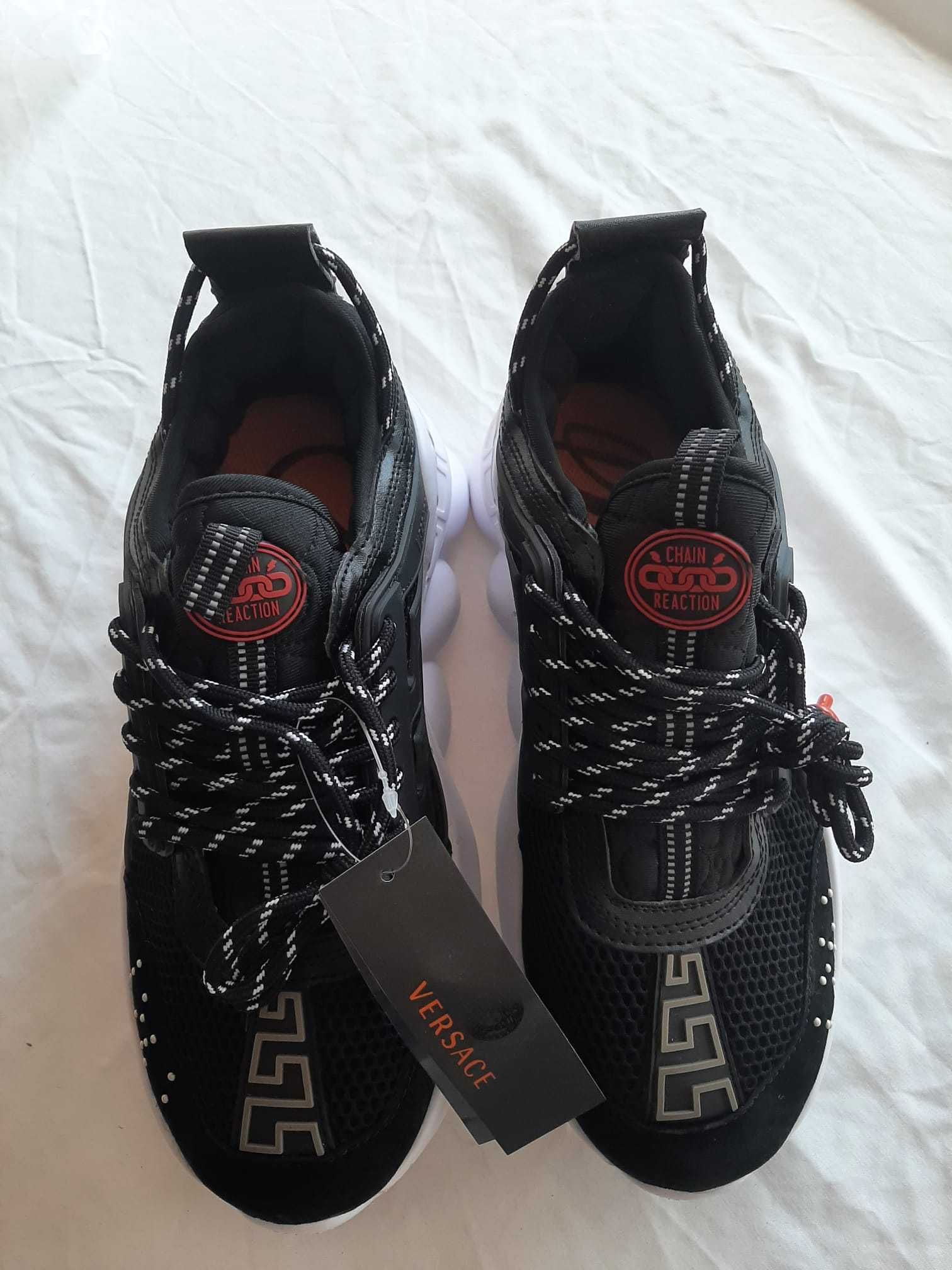 Sapatilhas Versace Chain Reaction