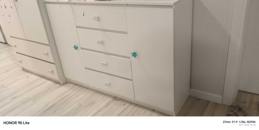 Meble dziecięce białe