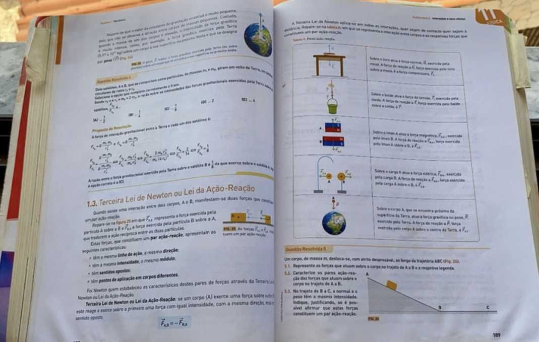 Manual de Preparação Exame Física e Química A - Porto Editora