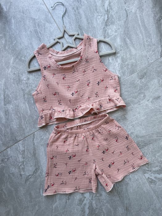 Костюм з мусліну для дівчинки