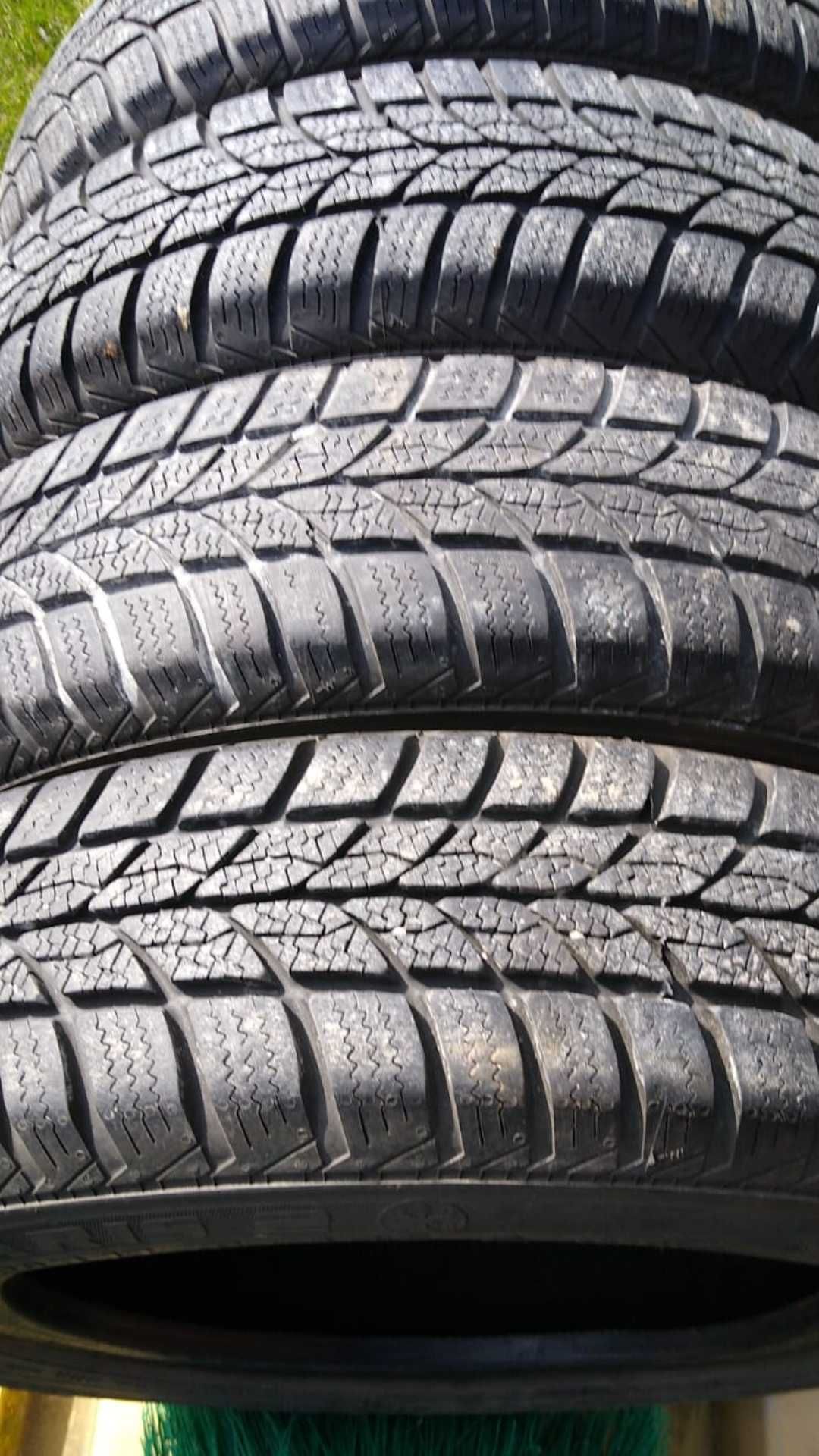 Opony 135/80 R13 kpl.