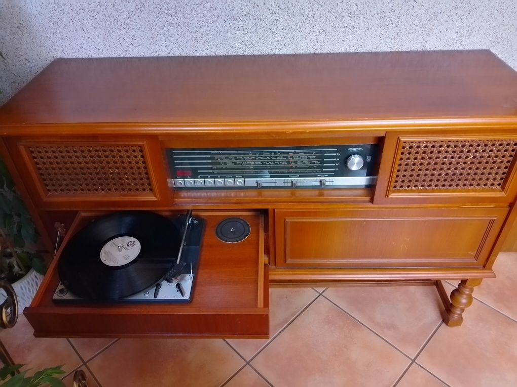 Radiola Grundig + Dual