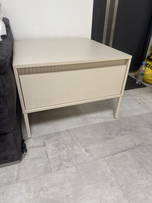 Lawa stolik kawowy kaszmirowy bez 68x68cm z szuflada i półka ryflowan