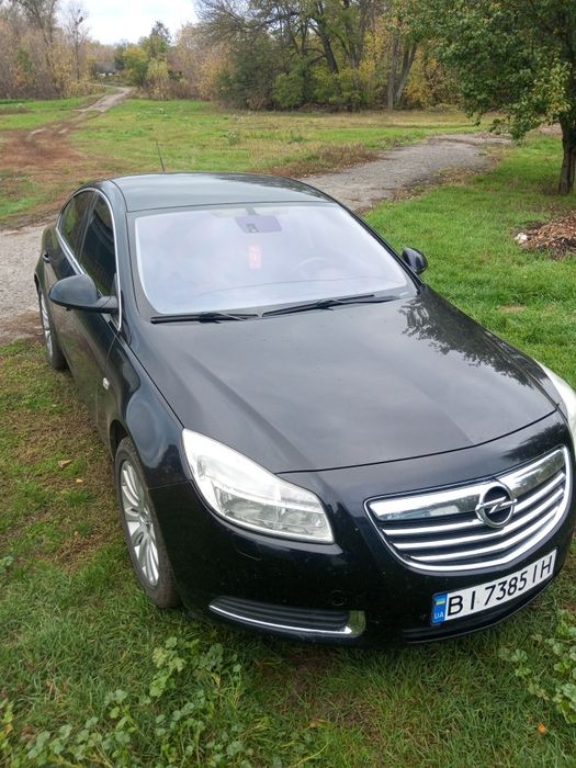 Opel insignia 2009 рік 2.0 бензин Обмін