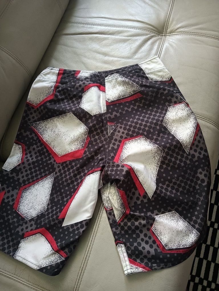 Calção volcom 28