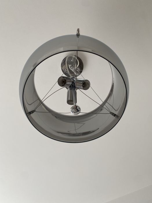Piękna lampa sufitowa glamour