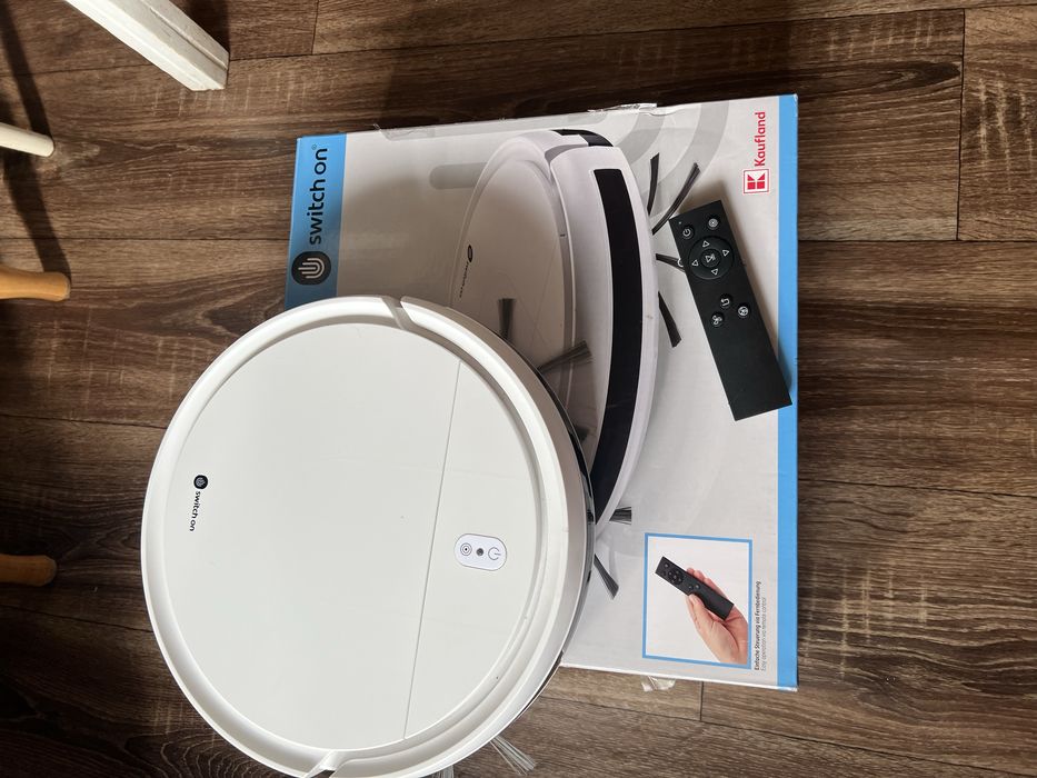 Робот пилосос.