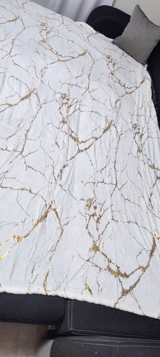 Koc 200/220 z marmurkiem Nowe