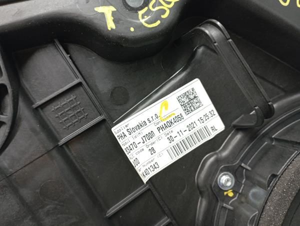 Elevador vidros trás esquerdo KIA Ceed (CD)