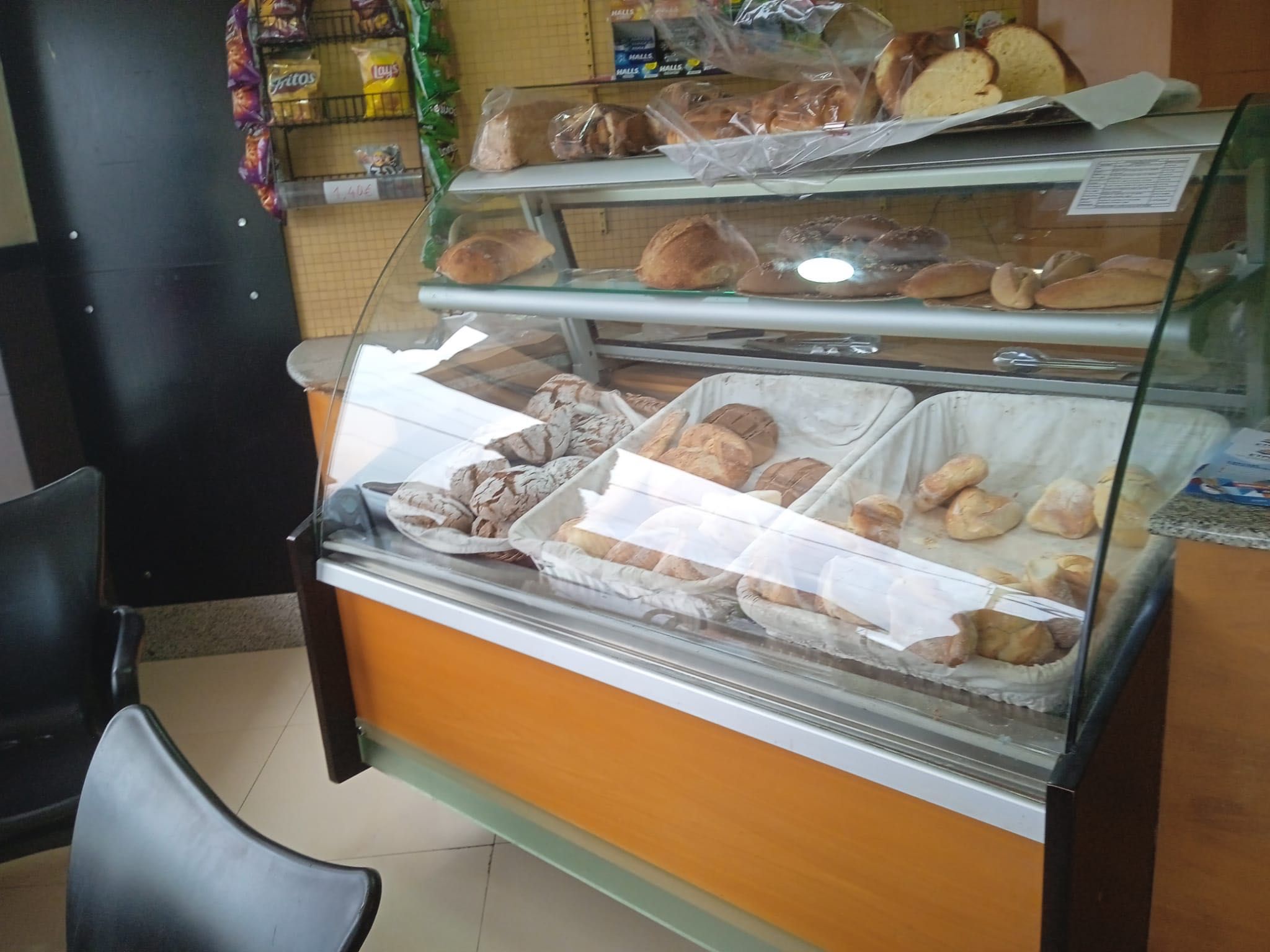 Vitrines de padaria e pastelaria usadas