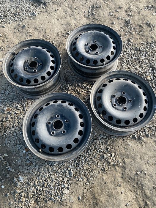 Диски металеві r15 5х112