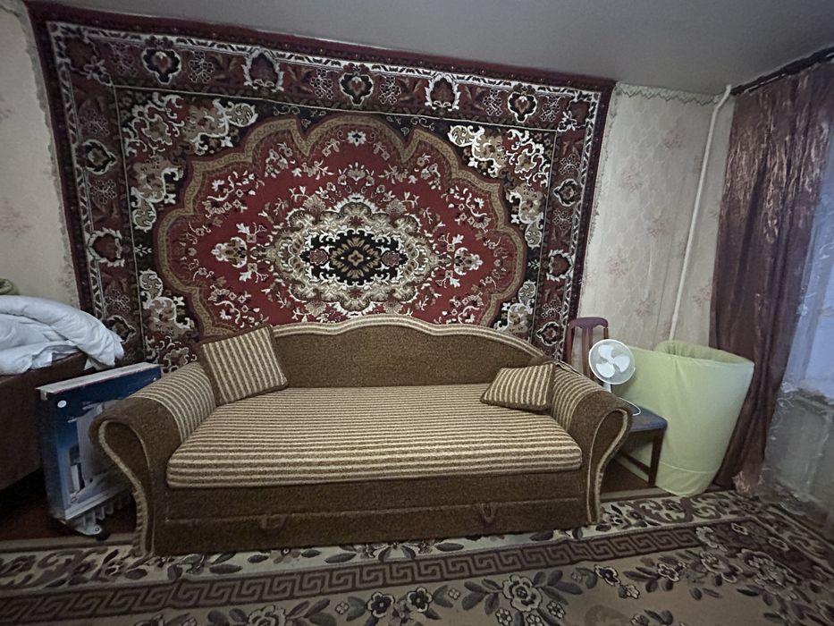 Оренда. 1кімнатна квартира 173кв-л, Курчатова 19. Все є. 4500