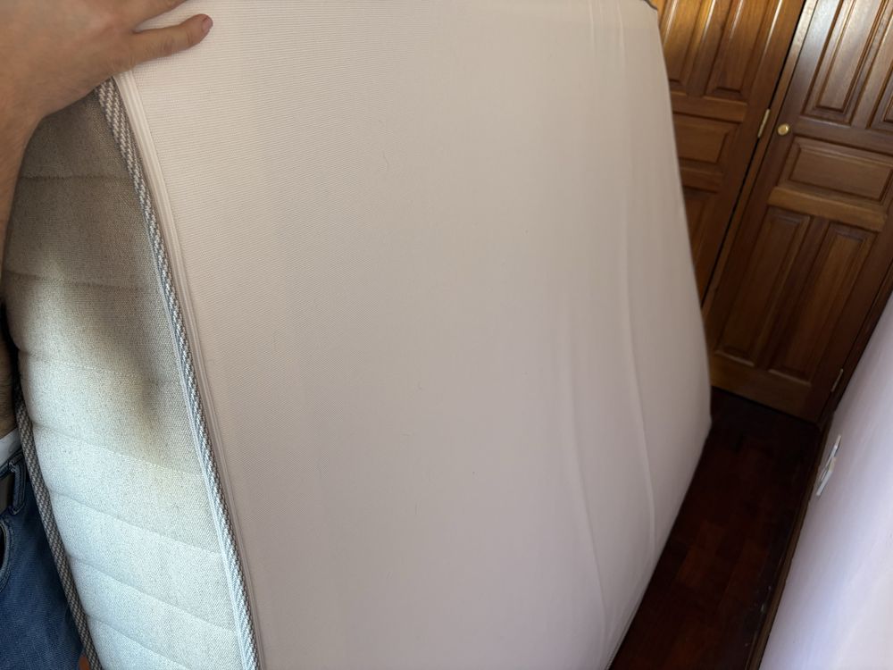 Colchao NOVO 200x140x26cm IKEA