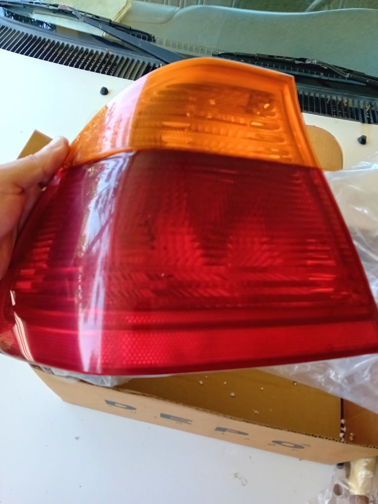 Farois traseiros bmw serie3 e46