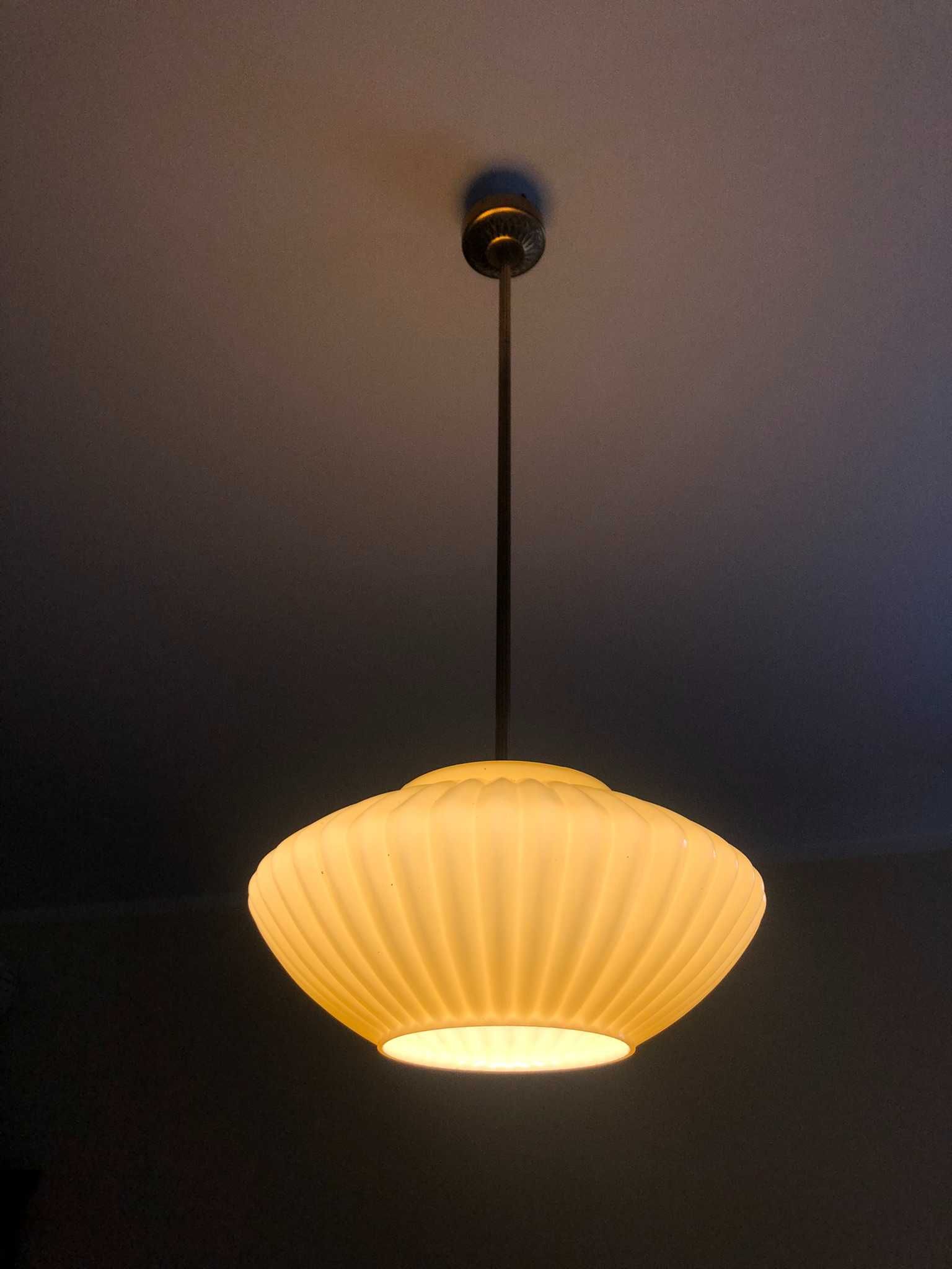 Stara lampa żyrandol art deco ryflowany klosz szkło dwuwarstwowe