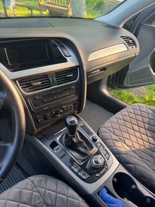 Audi A4 B8 у гарному стані