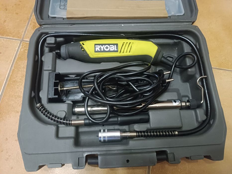 Ferramenta Rotativa Ryobi EHT150V – 150W + Mala e Acessórios