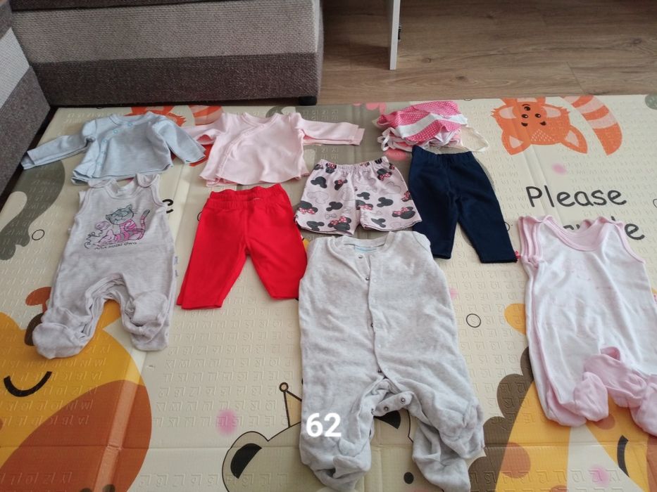 Ubranka dla dziewczynki od 56 do 74