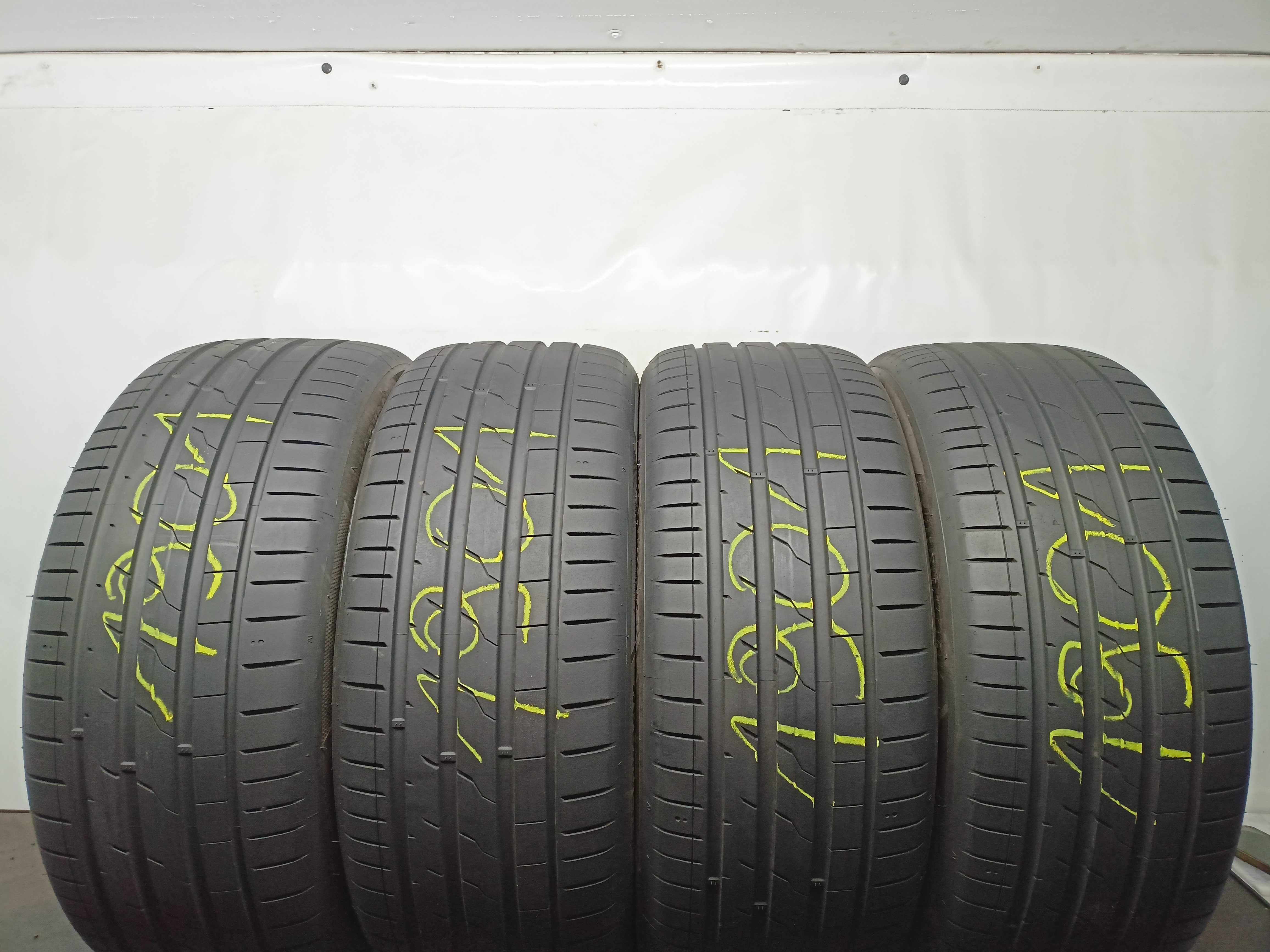 Hankook Ventus S1 Evo 3 245/45/19 24r. 102Y 2x6,5mm 2x6,2mm (1901)