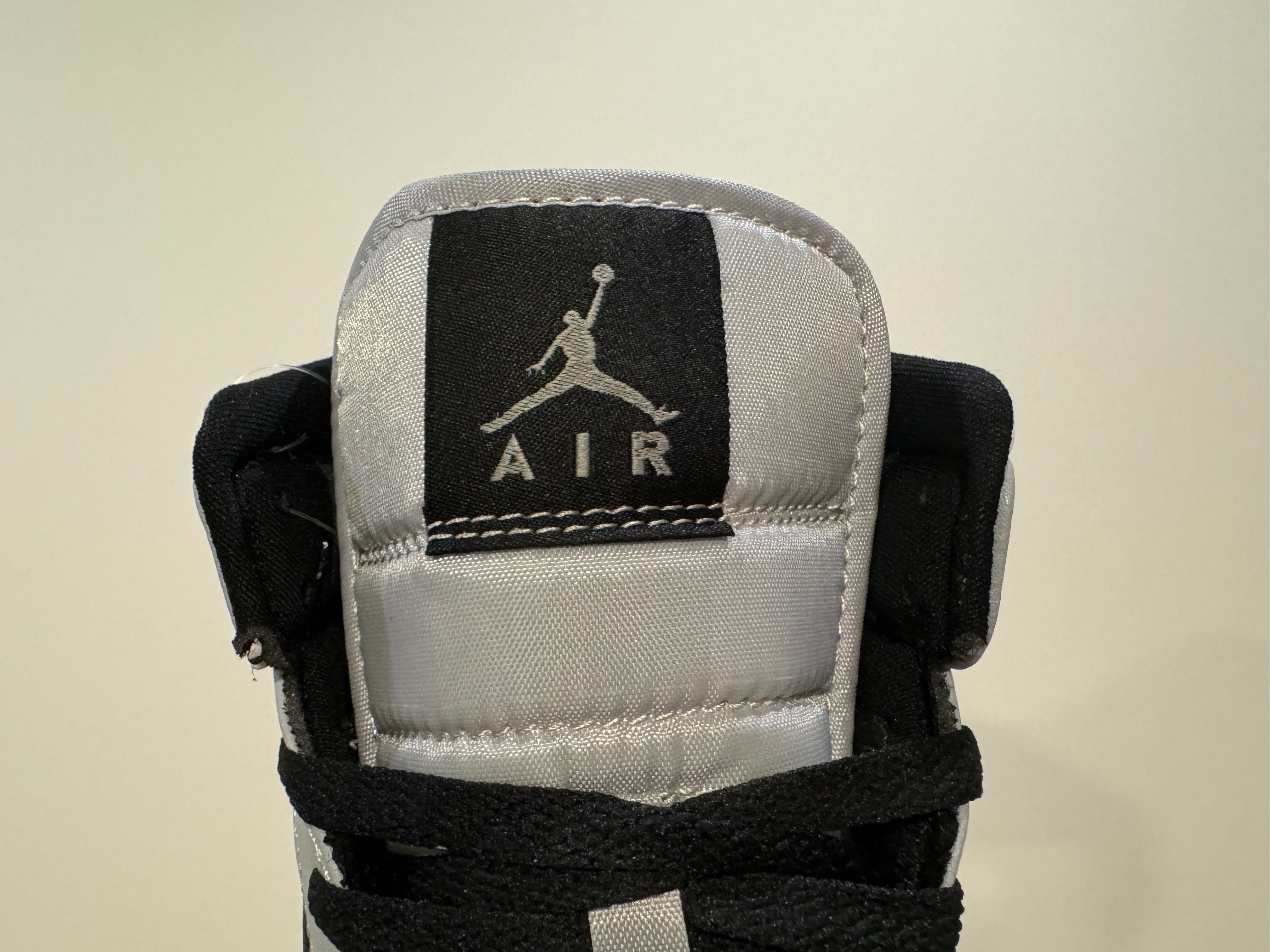 Buty Nike Air Jordan 1 Mid Light Smoke Grey r. 39