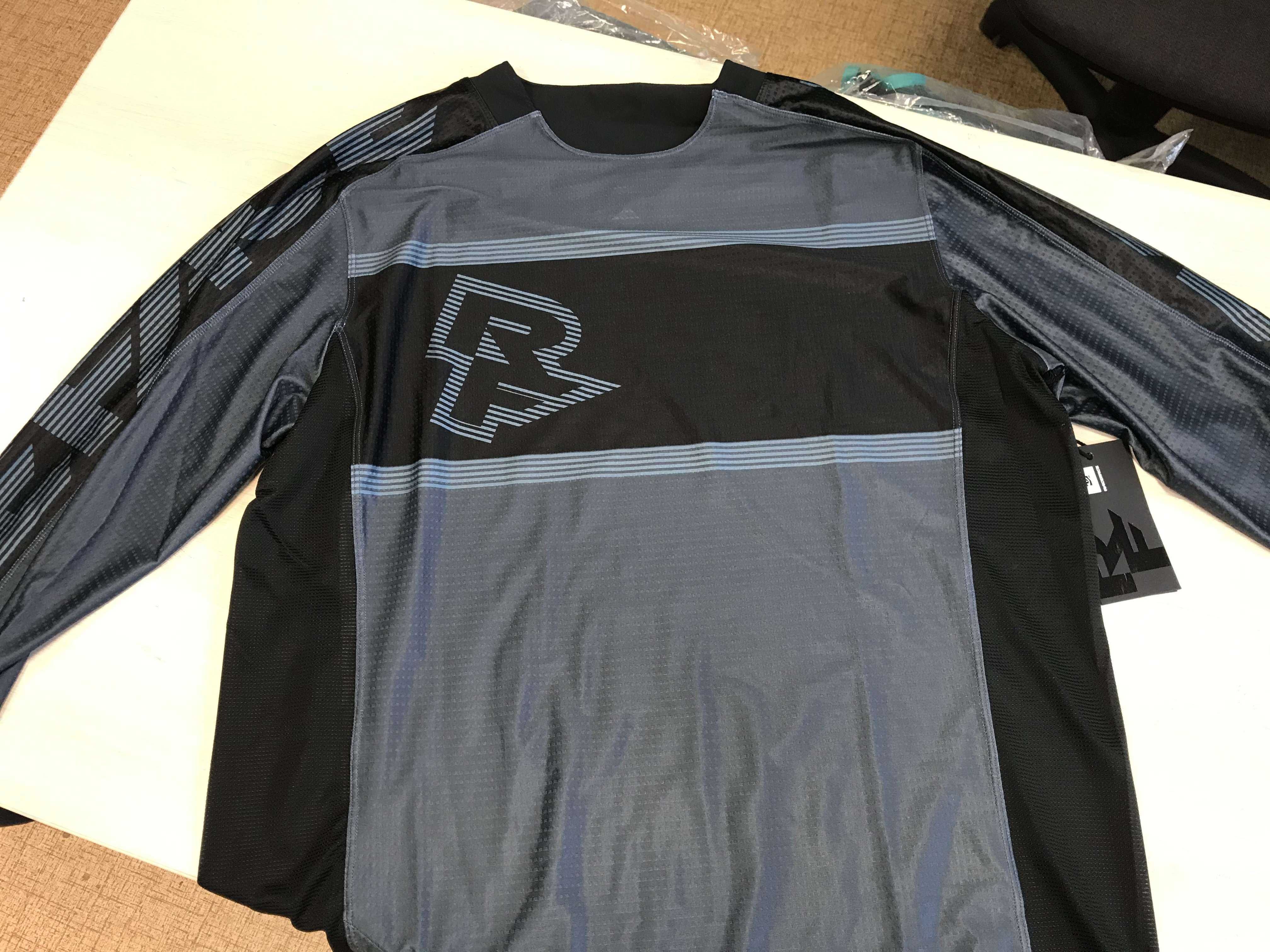 Велофутболка велокофта джерси RaceFace Ruxton LS Jersey Black Large
