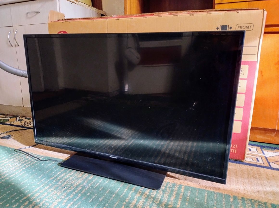 Телевізор Panasonic TX39GW334