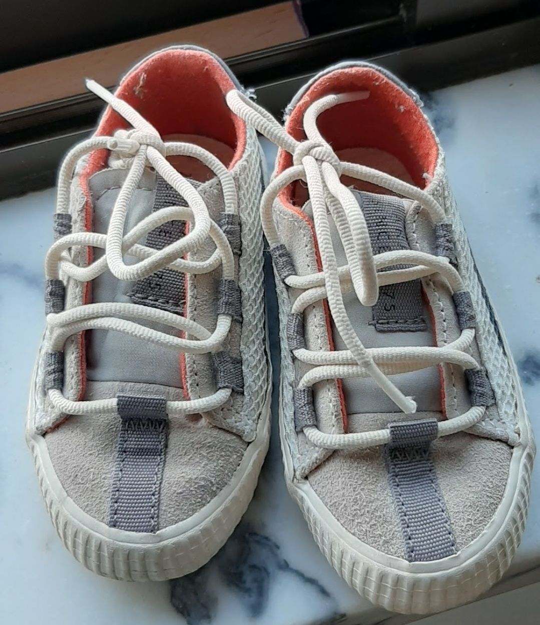 Tenis Zara  N° 22  Usado Bom Estado Entrego Alfragide e Benfica