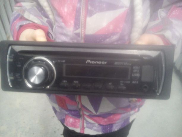 Radio Pioneer w pełni sprawne (CD, MP3, USB)