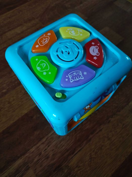 развивающий музыкальный куб. бизиборд