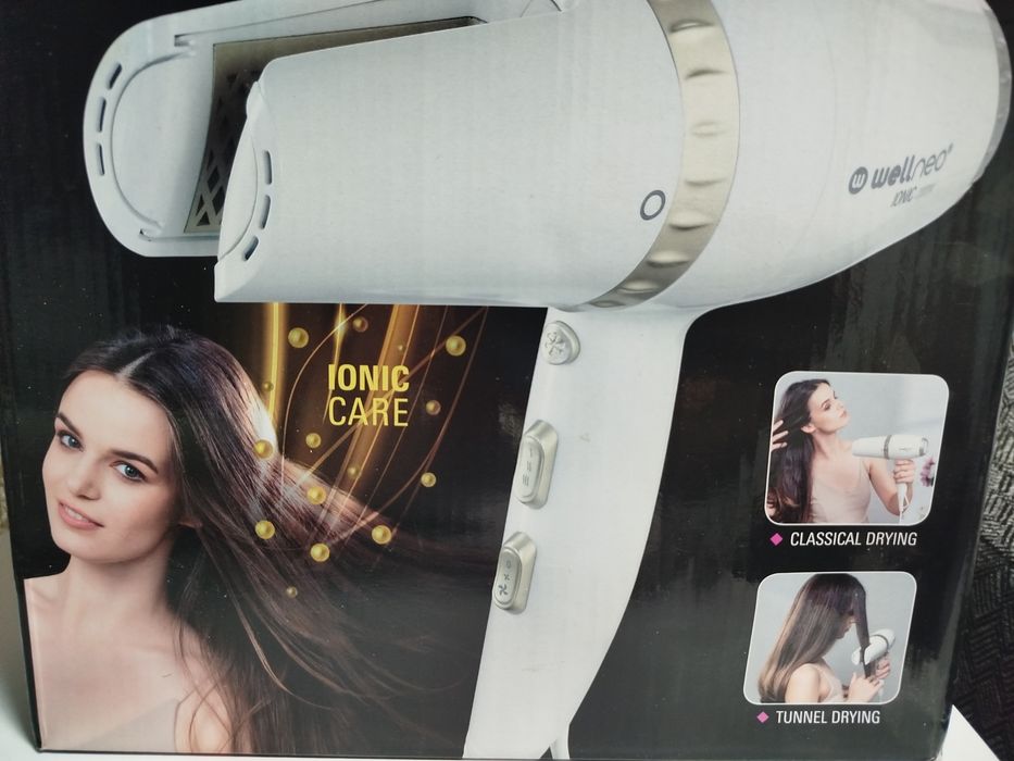 Фен для волосся професійний