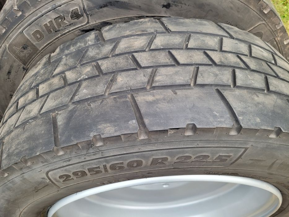 Opony koła Nowe Felgi 295/60 R22,5 Autosan D47 D46 D732 Wielton Pronar