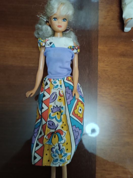 Продам куклу Барби