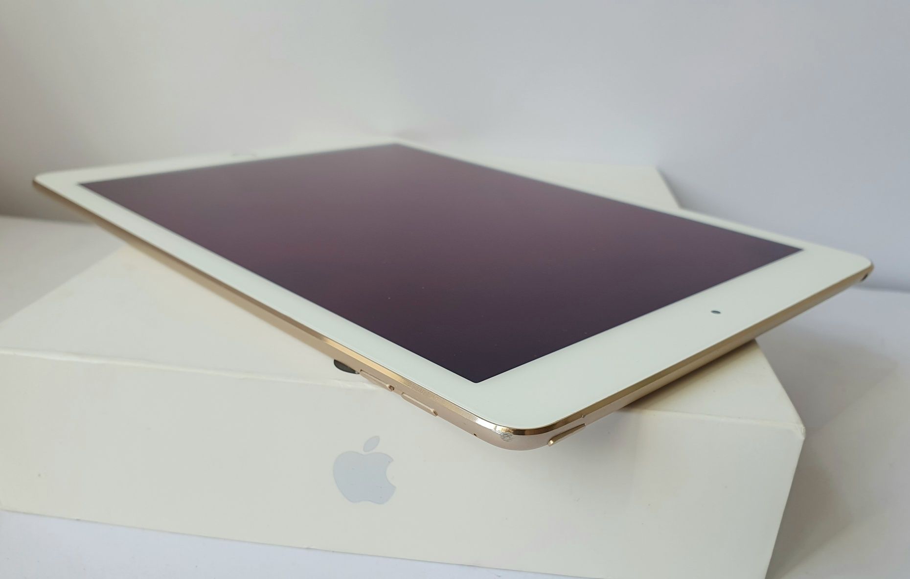 iPad Air2 16GB wifi A1566 Gold під ремонт на запчастини читайте опис!