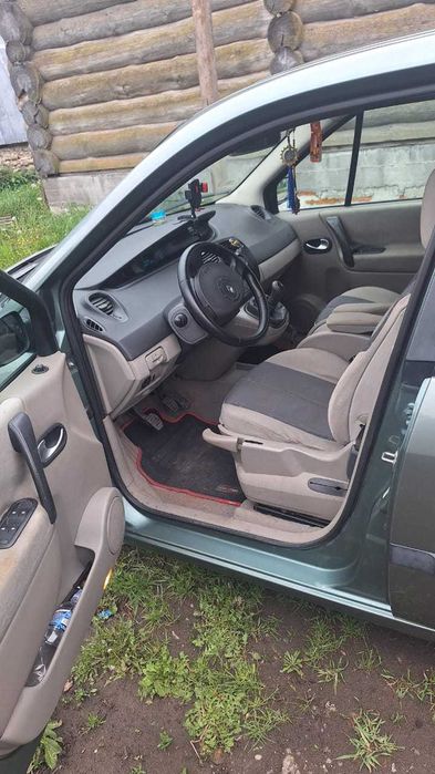 renault grand scenik