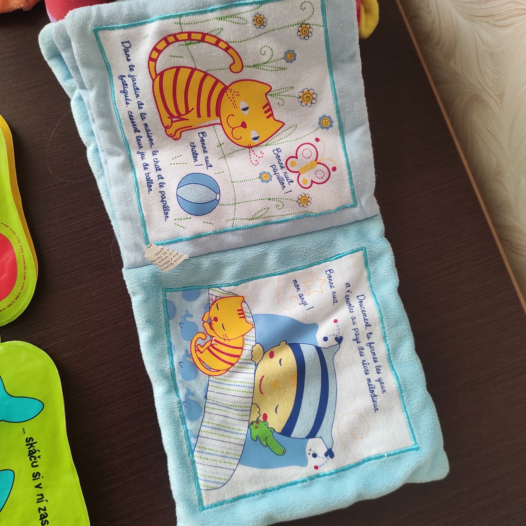 Мягкие развивающие книги
