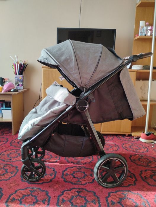 Sprzedam spacerówkę baby design look air