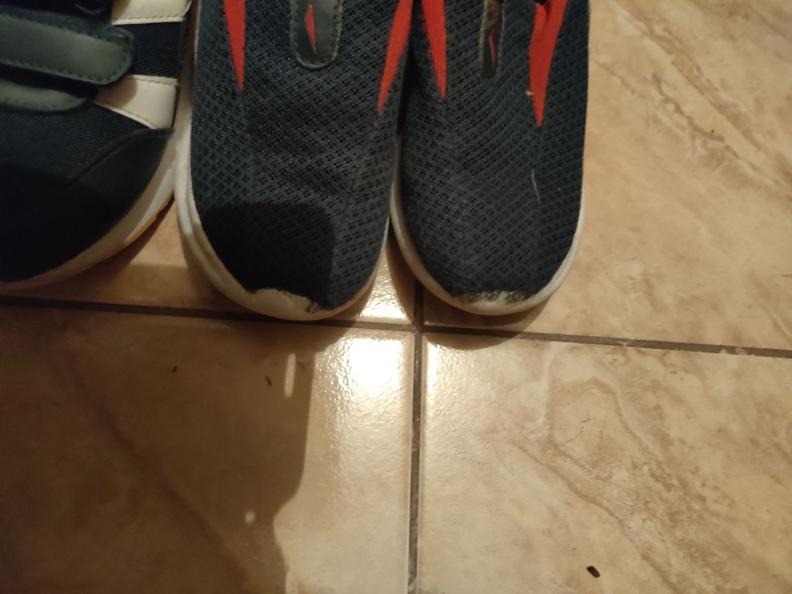 Buty sportowe rozm.30