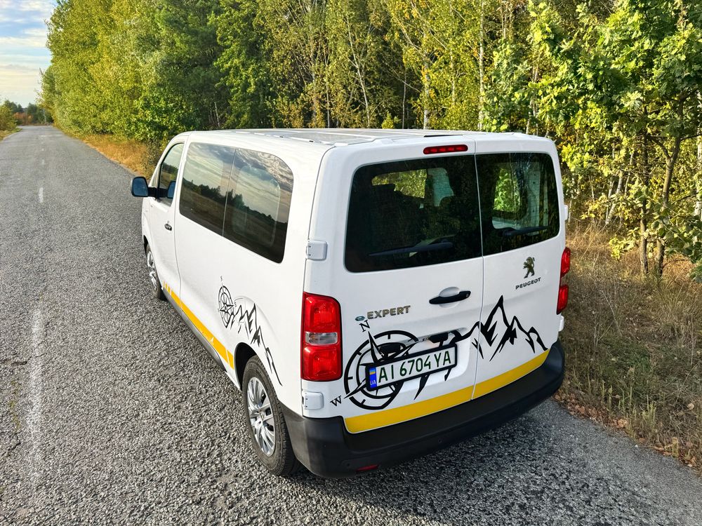 Автомобіль Peugeot e-Expert EV L2 100kW 50kWh