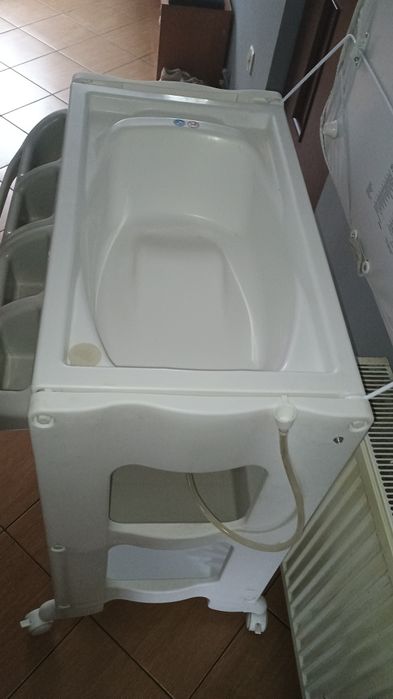 Wanienka z przewijakiem