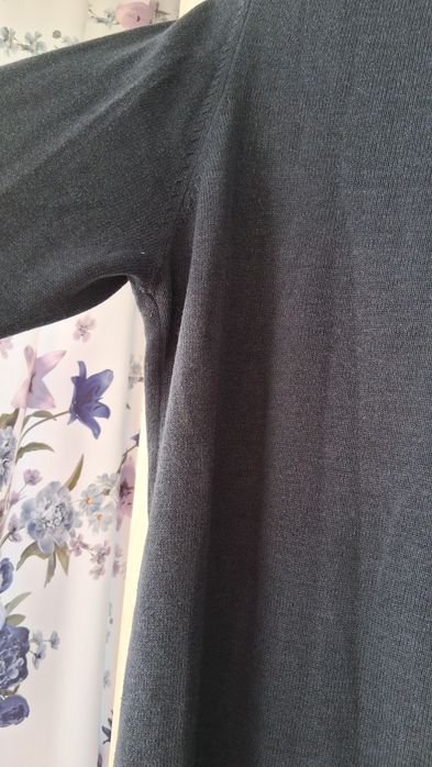 Sweter męski w serek