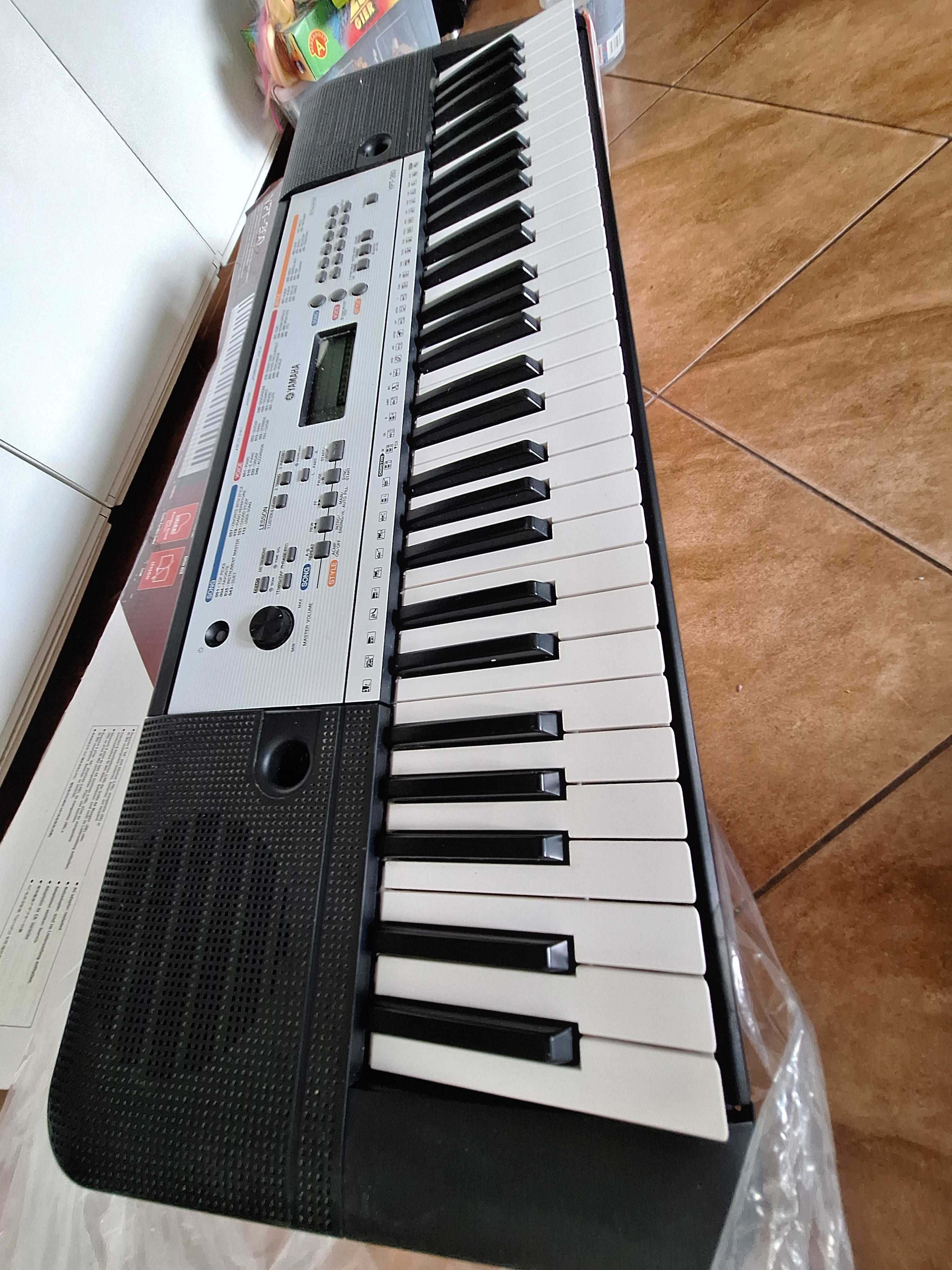 YAMAHA YPT-260 keyboard nowy