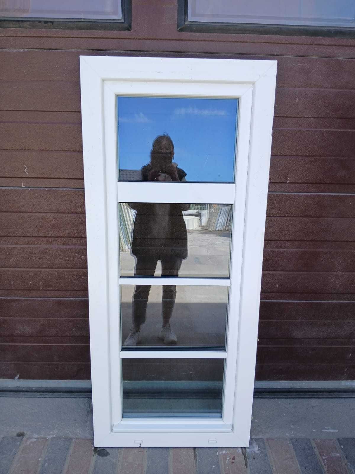 Okno jednoskrzydłowe pcv ze szprosem 67x155 plastikowe wąskie DOWÓZ