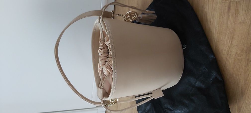 Nowa torebka beige Kazar paloma
