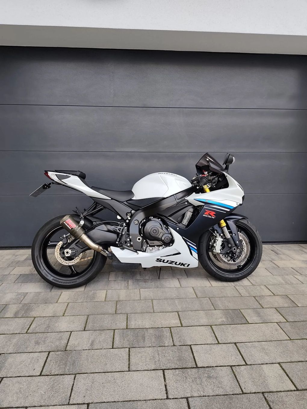 Suzuki GSX-R 750
