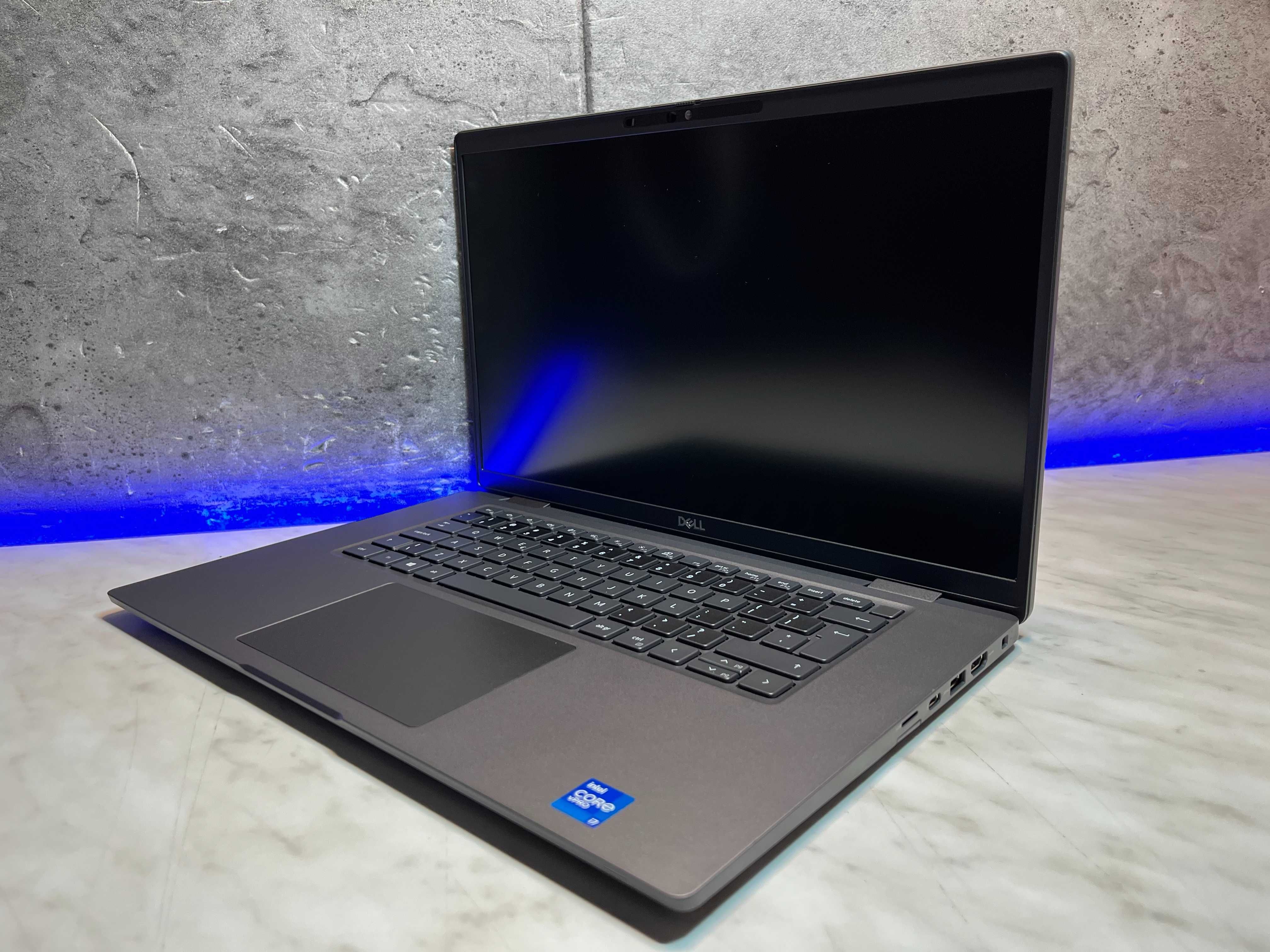 Dell Latitude 7520 | 15.6 FHD | i7-1185G7 | 16GB | 512GB SSD | W11 PRO